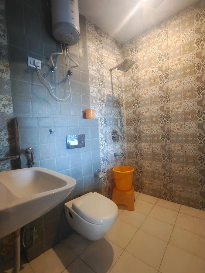 Mountain Zest-Simla Royale Near Mall Road-Free Pickup From Railway Station Simla Eksteriør bilde