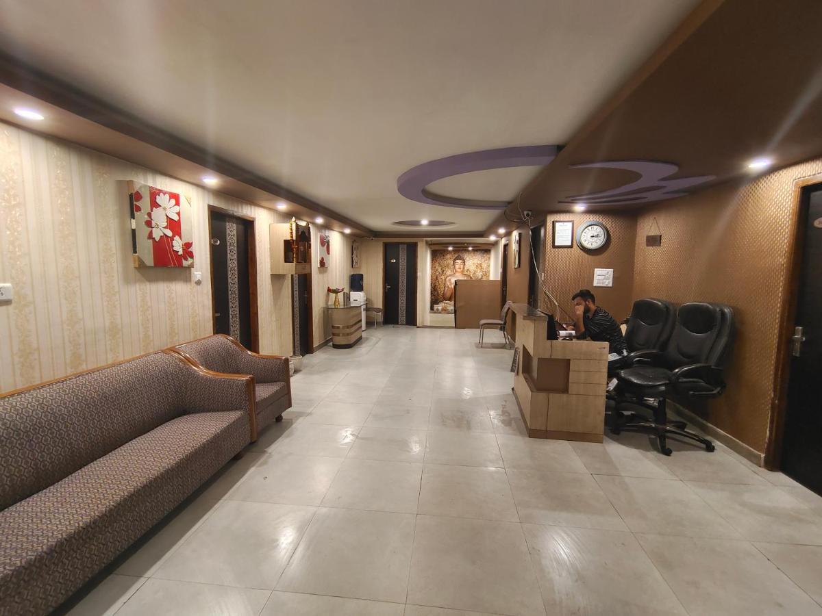 Mountain Zest-Simla Royale Near Mall Road-Free Pickup From Railway Station Simla Eksteriør bilde